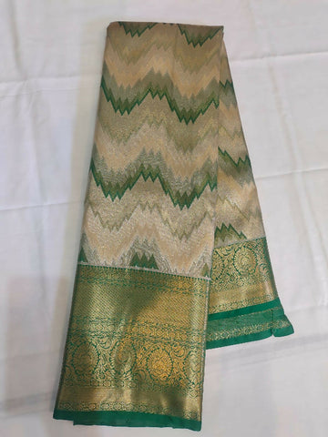 Green with Cream Colour